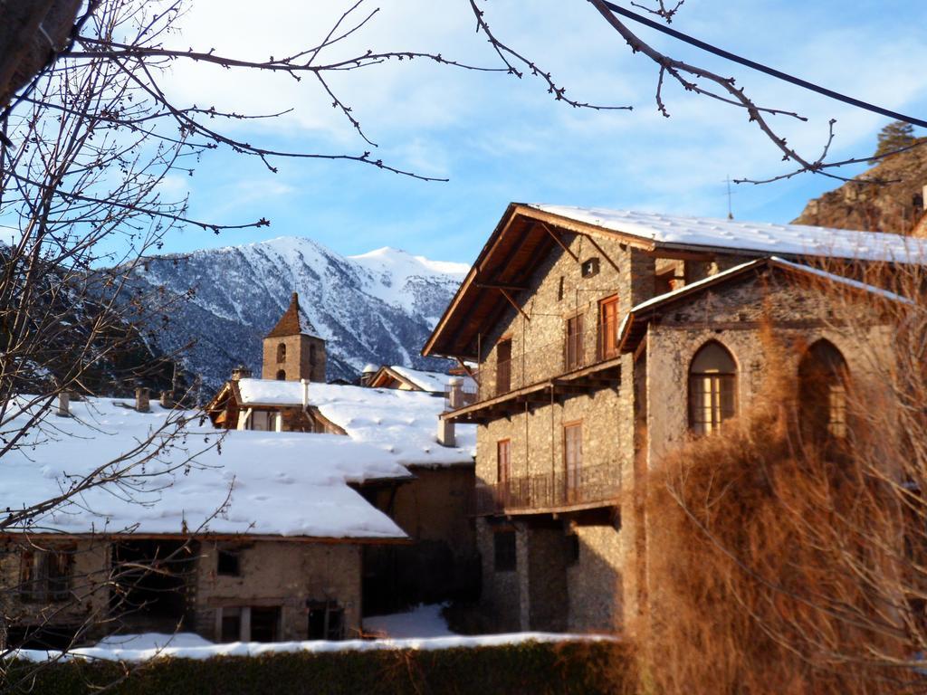 Aparthotel Casa Vella Ordino Bagian luar foto