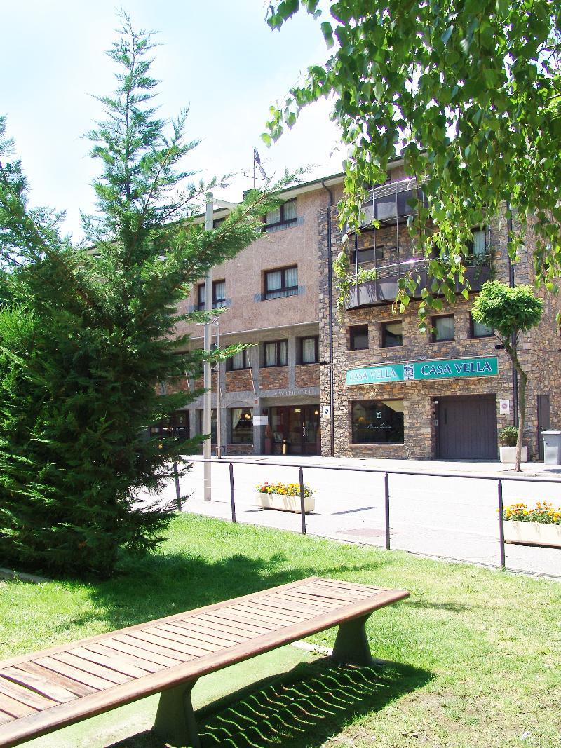 Aparthotel Casa Vella Ordino Bagian luar foto