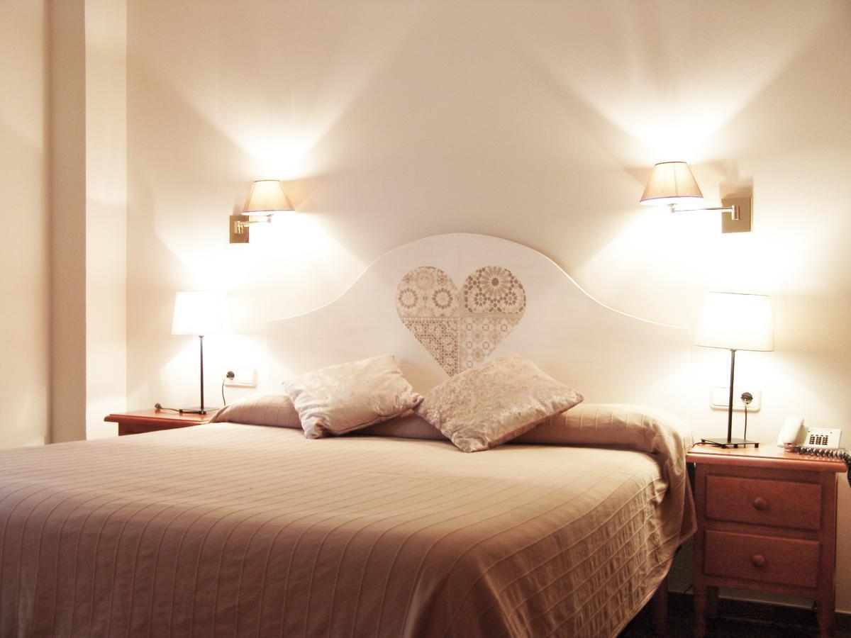 Aparthotel Casa Vella Ordino Bagian luar foto